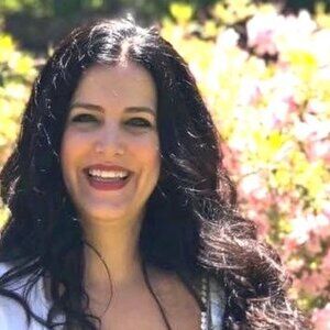 Meet your Posher, Joy